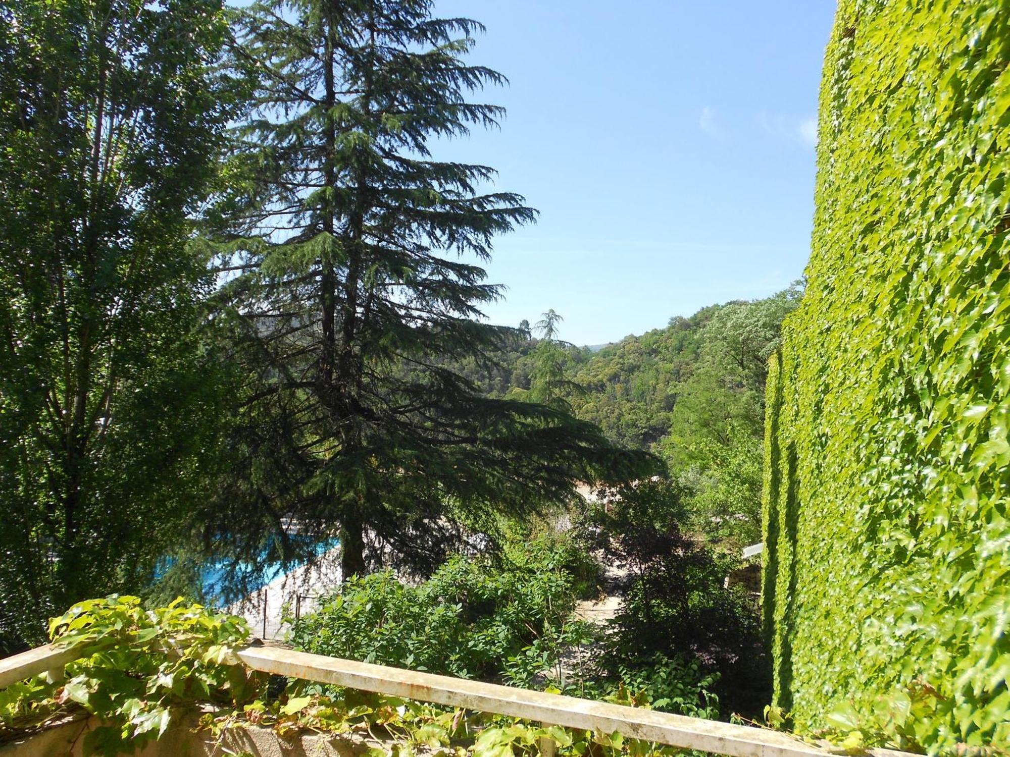 Apart'Hotel Les 4 Sources Corbés Exterior foto
