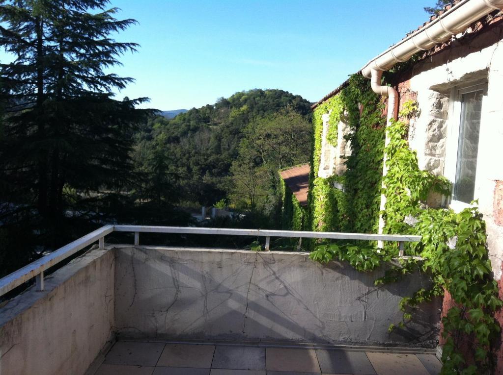 Apart'Hotel Les 4 Sources Corbés Exterior foto