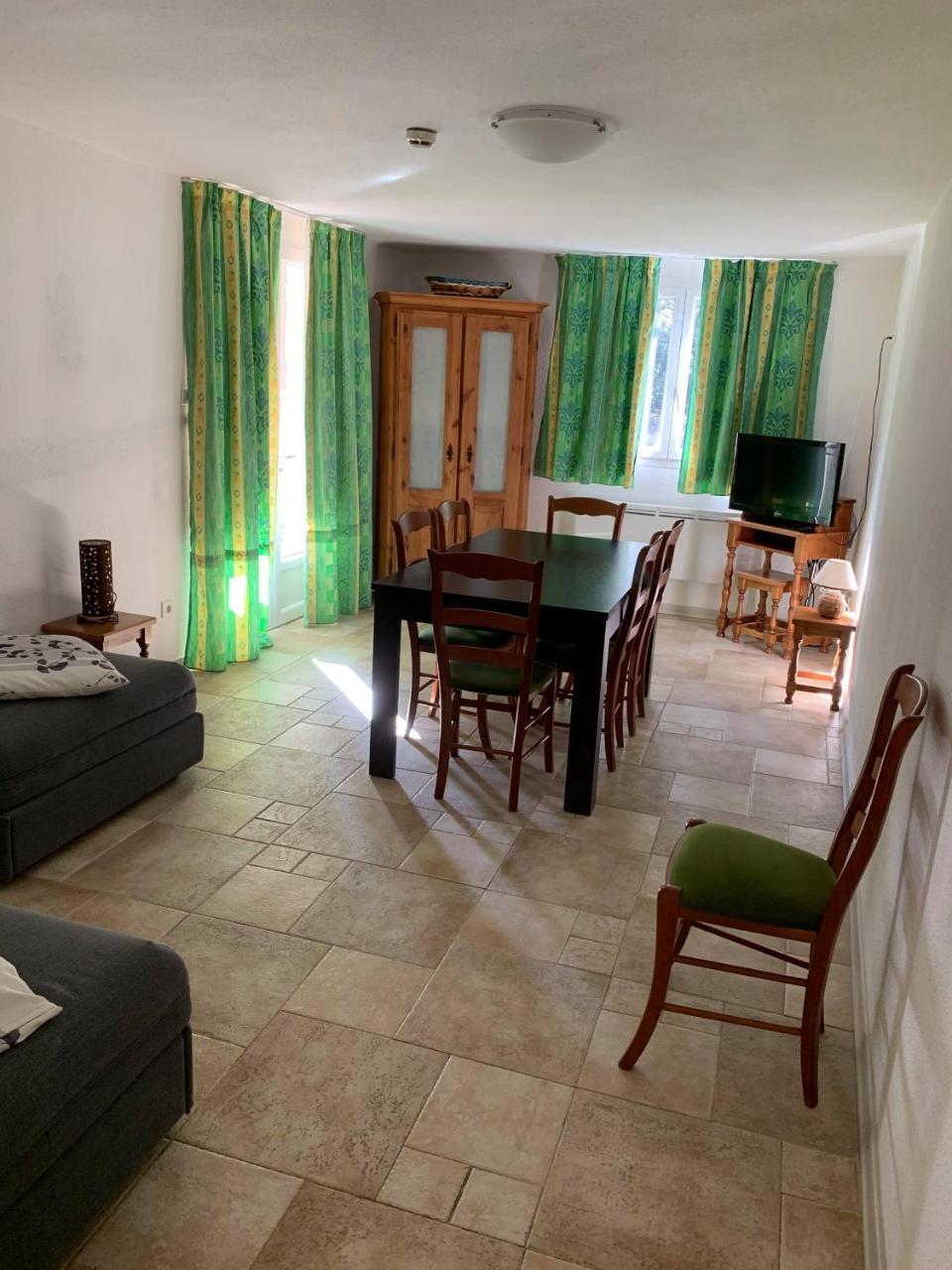 Apart'Hotel Les 4 Sources Corbés Exterior foto